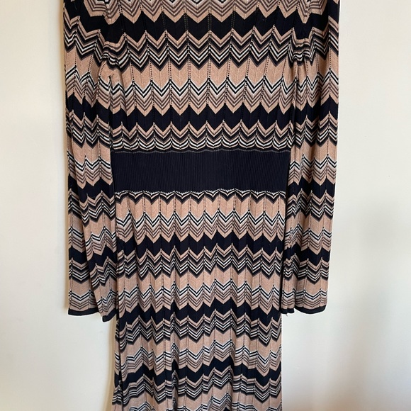 INC International Zigzag Sweater Dress - Picture 7 of 8